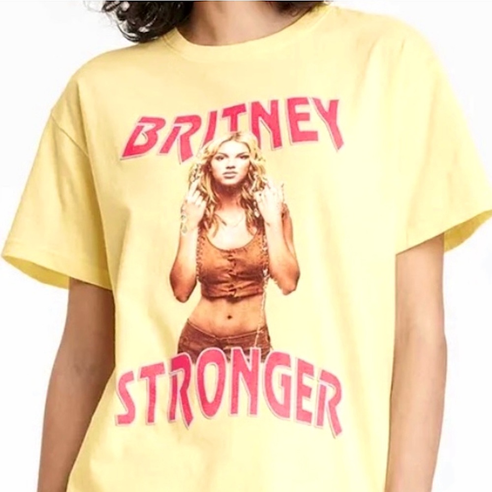 🤩 NWT New Britney Spears Yellow Stronger Graphic Shirt Top Small S 2022